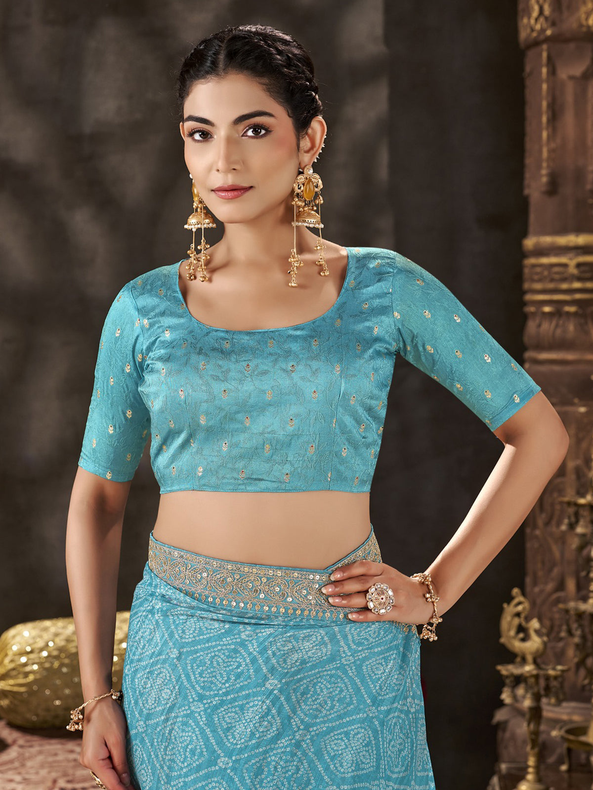 Turquoise Blue Chiffon saree – detail view 2