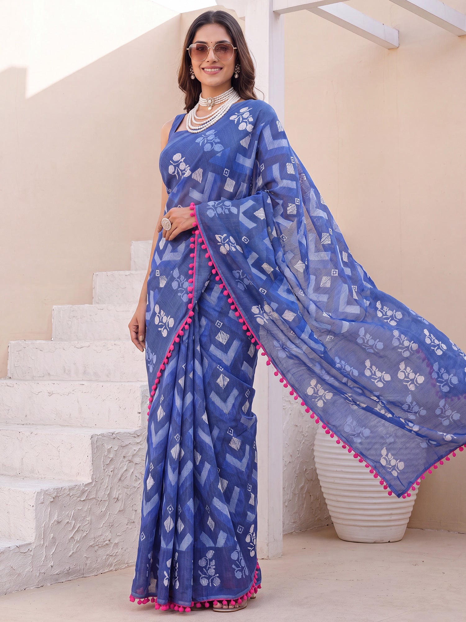 Navy Blue Cotton saree – detail view 3