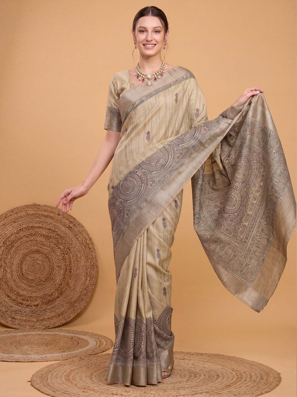 Beige Satin Silk saree – detail view 3