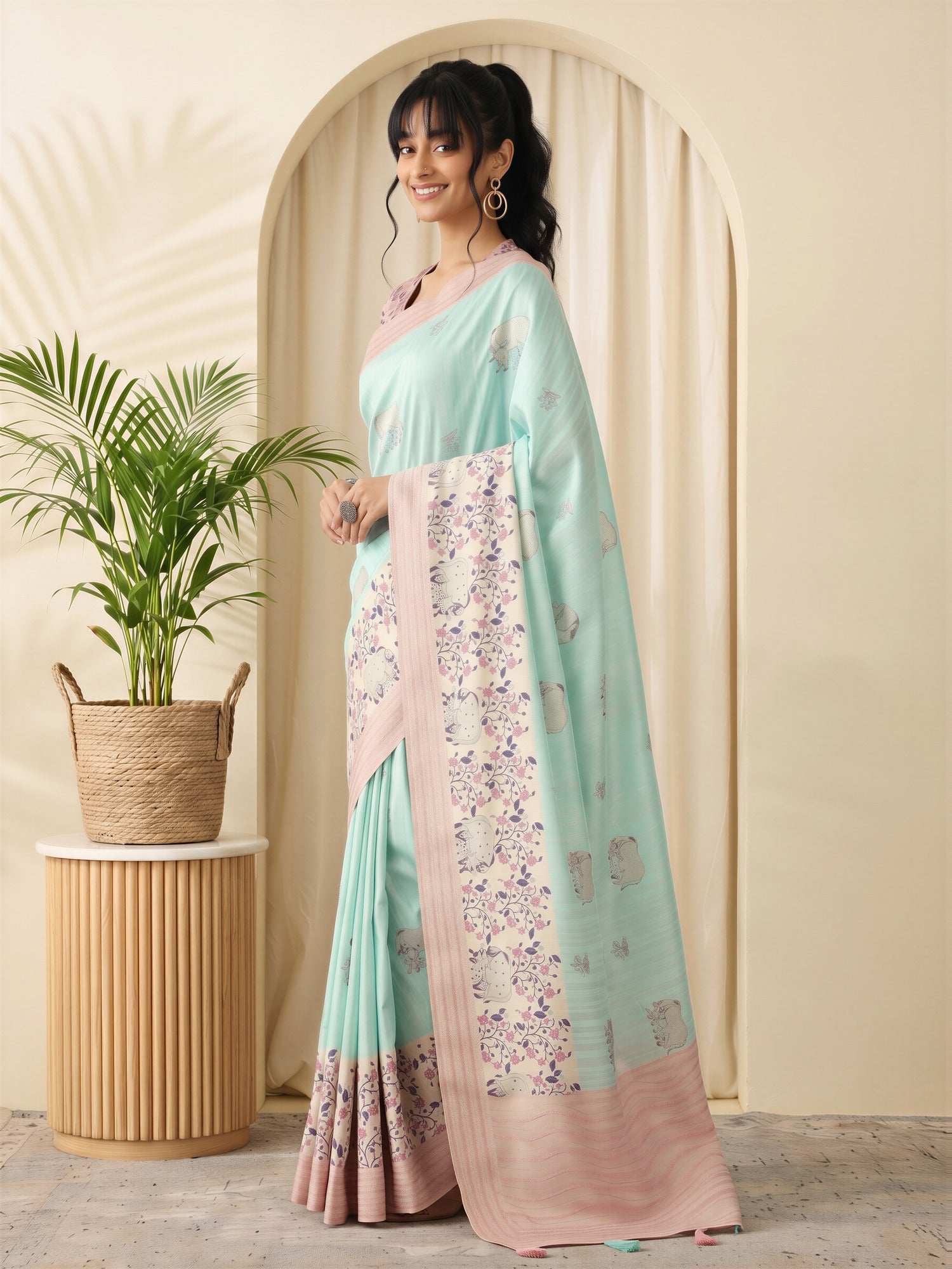 Turquoise Silk Blend saree – detail view 2