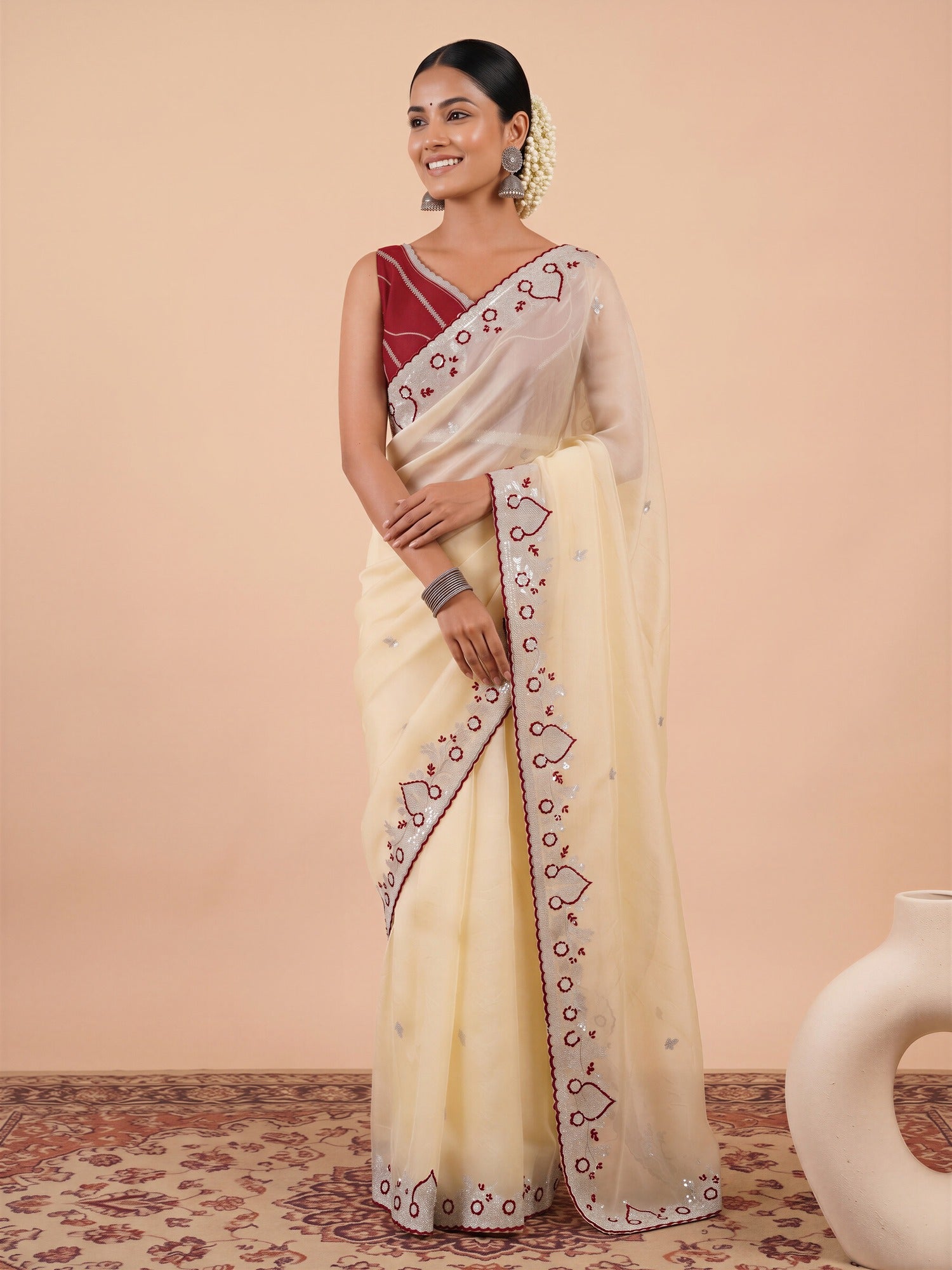 Off White Tissue saree – detail view 3