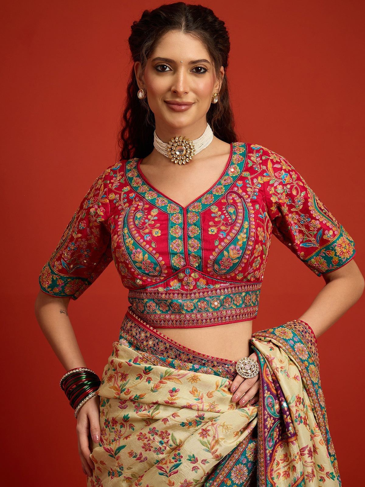 Cream Silk Blend saree – detail view 1