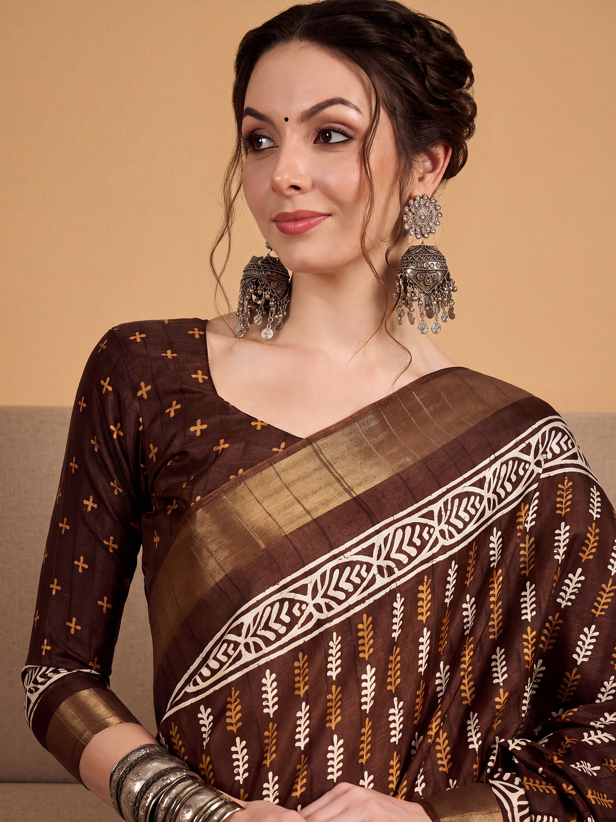 Brown Silk Blend saree – detail view 4