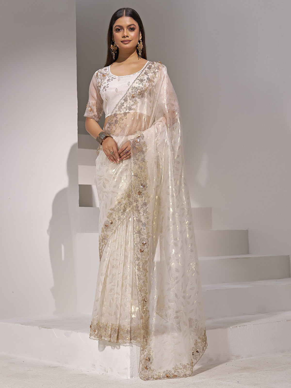 Off White applique organza saree with off white blouse piece