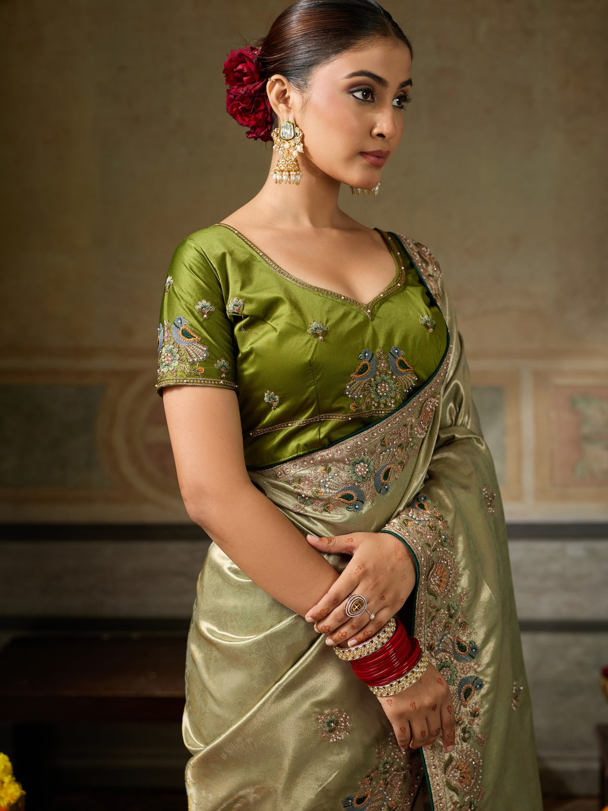 Olive Silk Blend saree – detail view 2