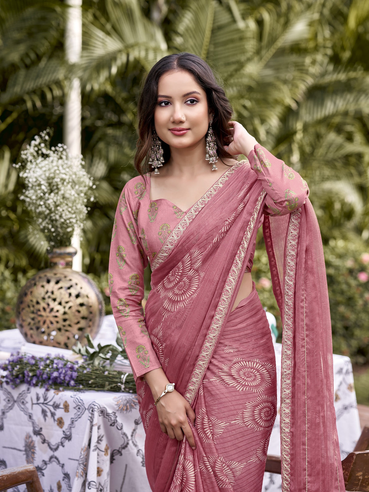 Peach Chiffon saree – detail view 4