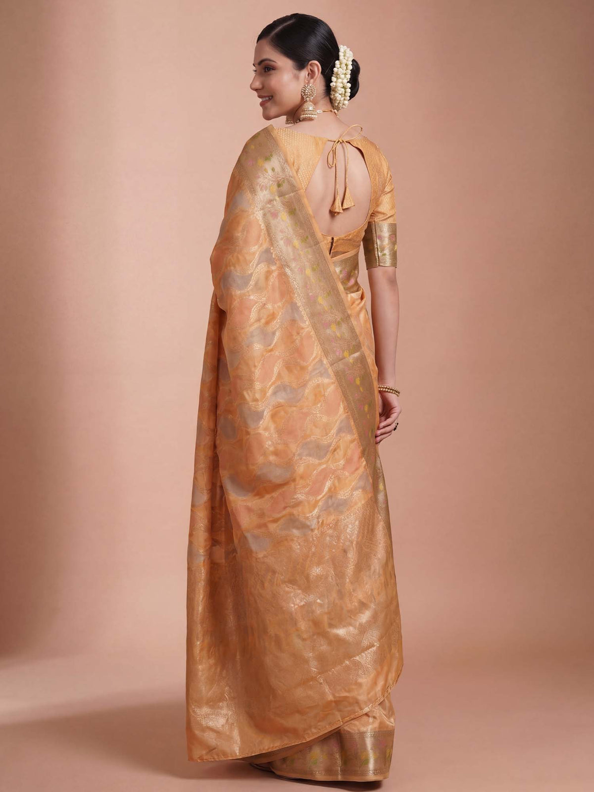 Orange Organza saree – detail view 1