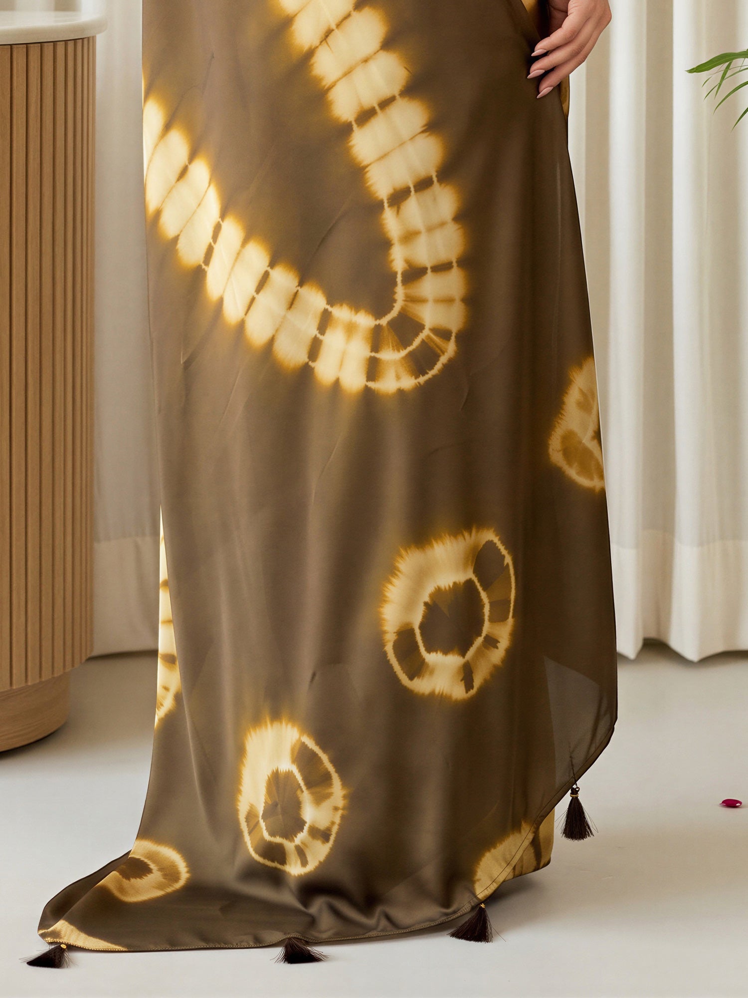 Brown Satin Silk saree – detail view 5