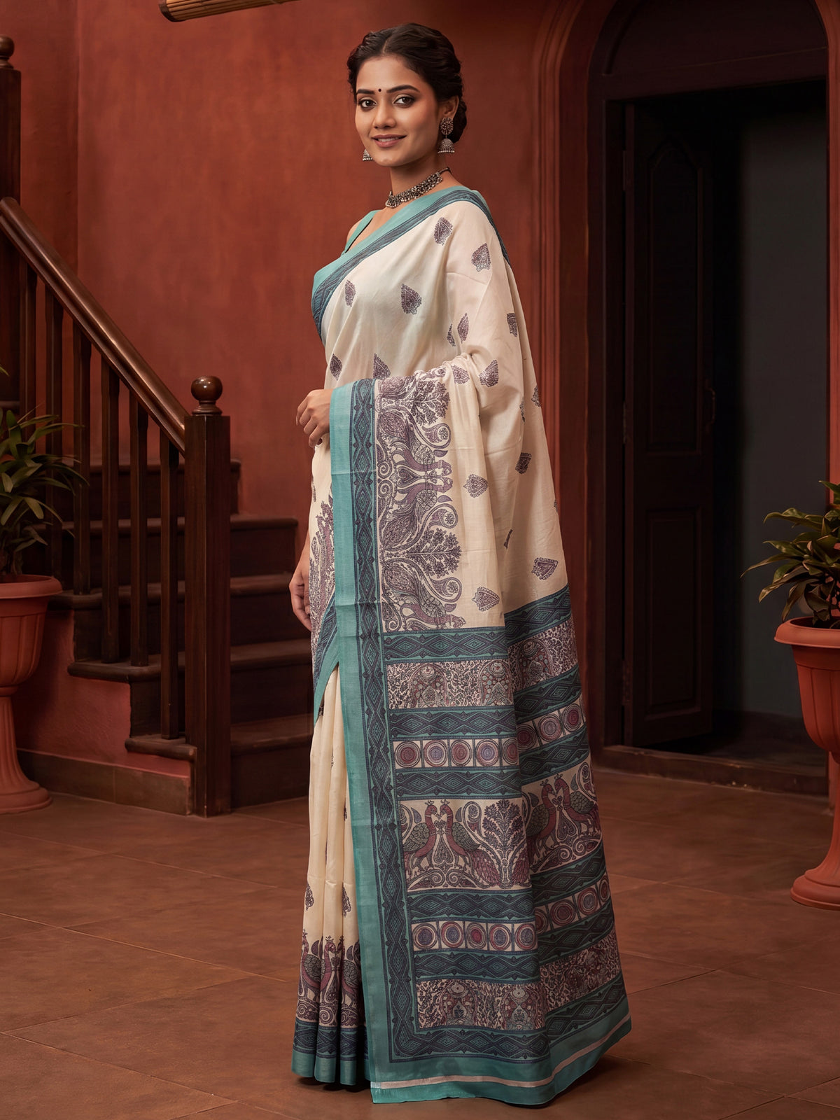 Off White Bhagalpuri Silk saree – detail view 3