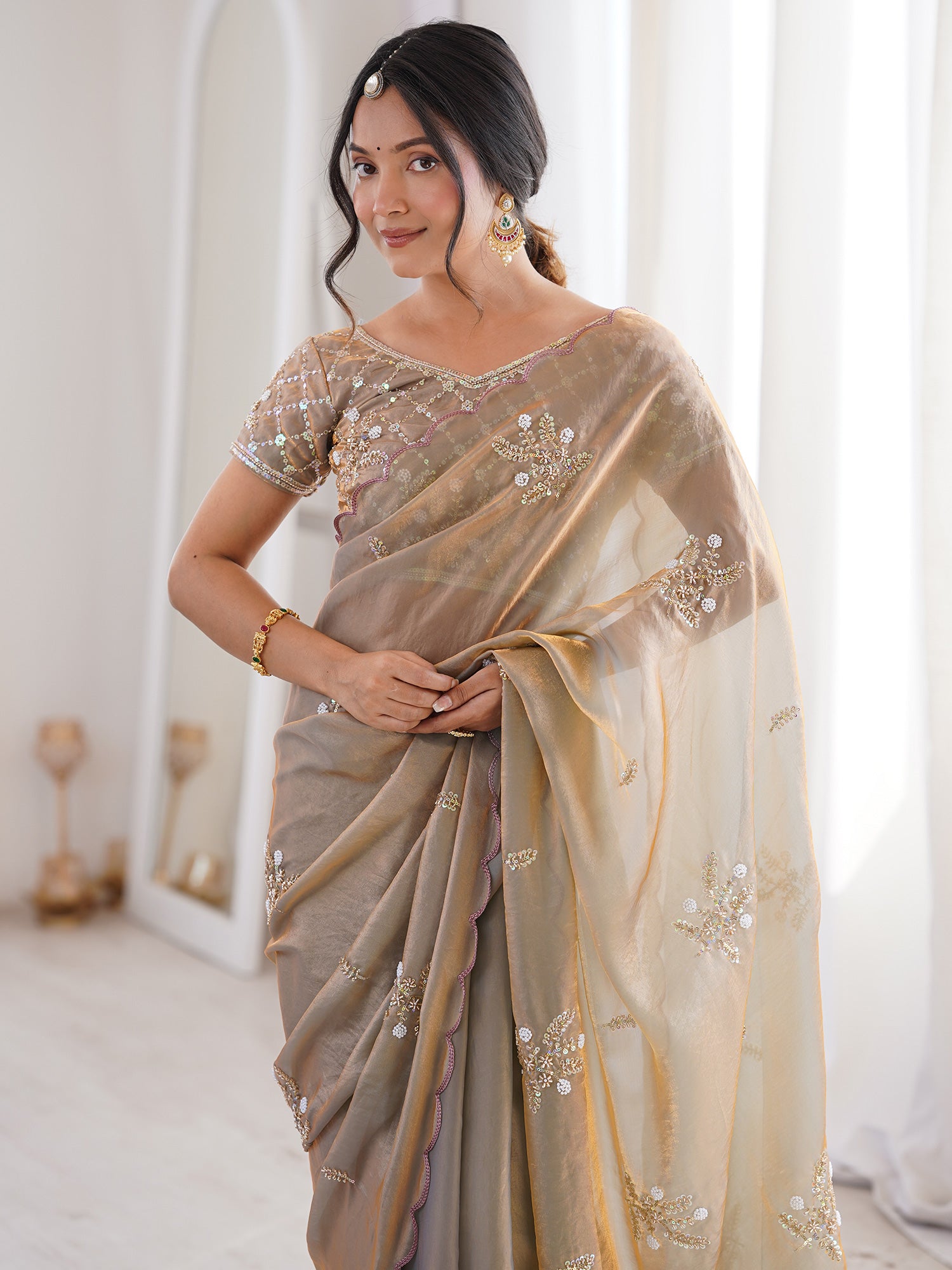 Metallic Satin saree – detail view 4