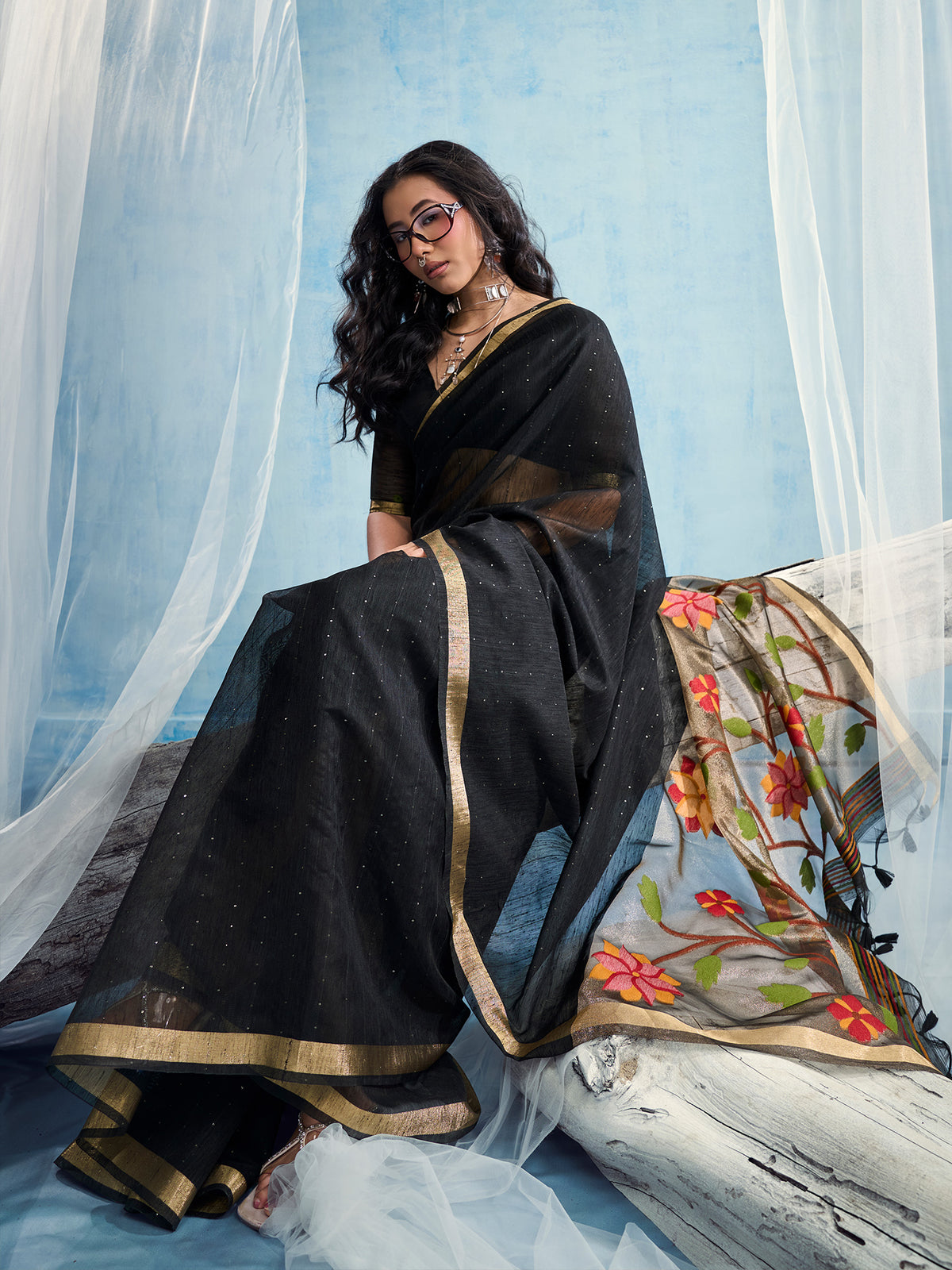 Black Muga Silk saree – detail view 2