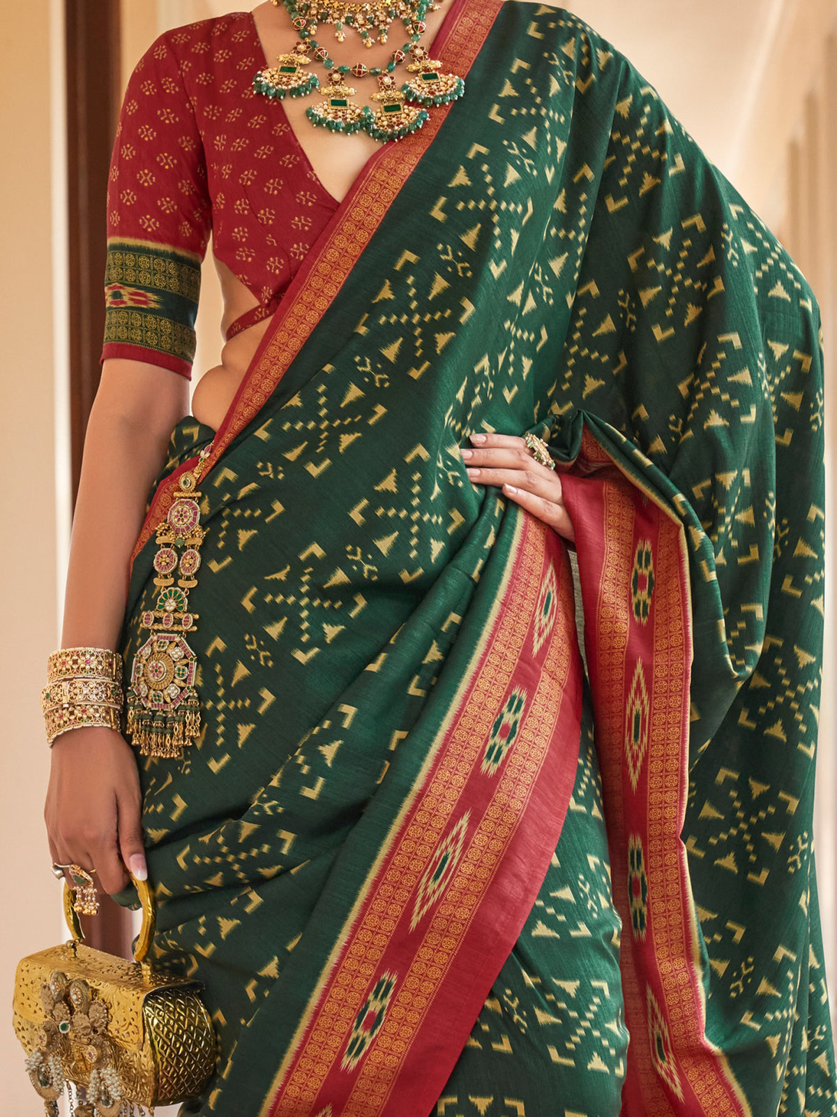 Green silk blend saree view 3