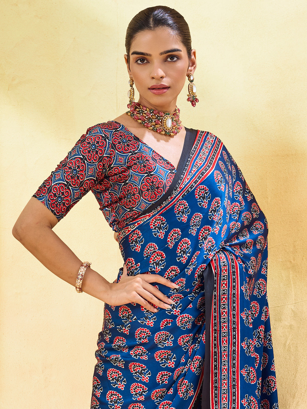 Blue Satin saree – detail view 4