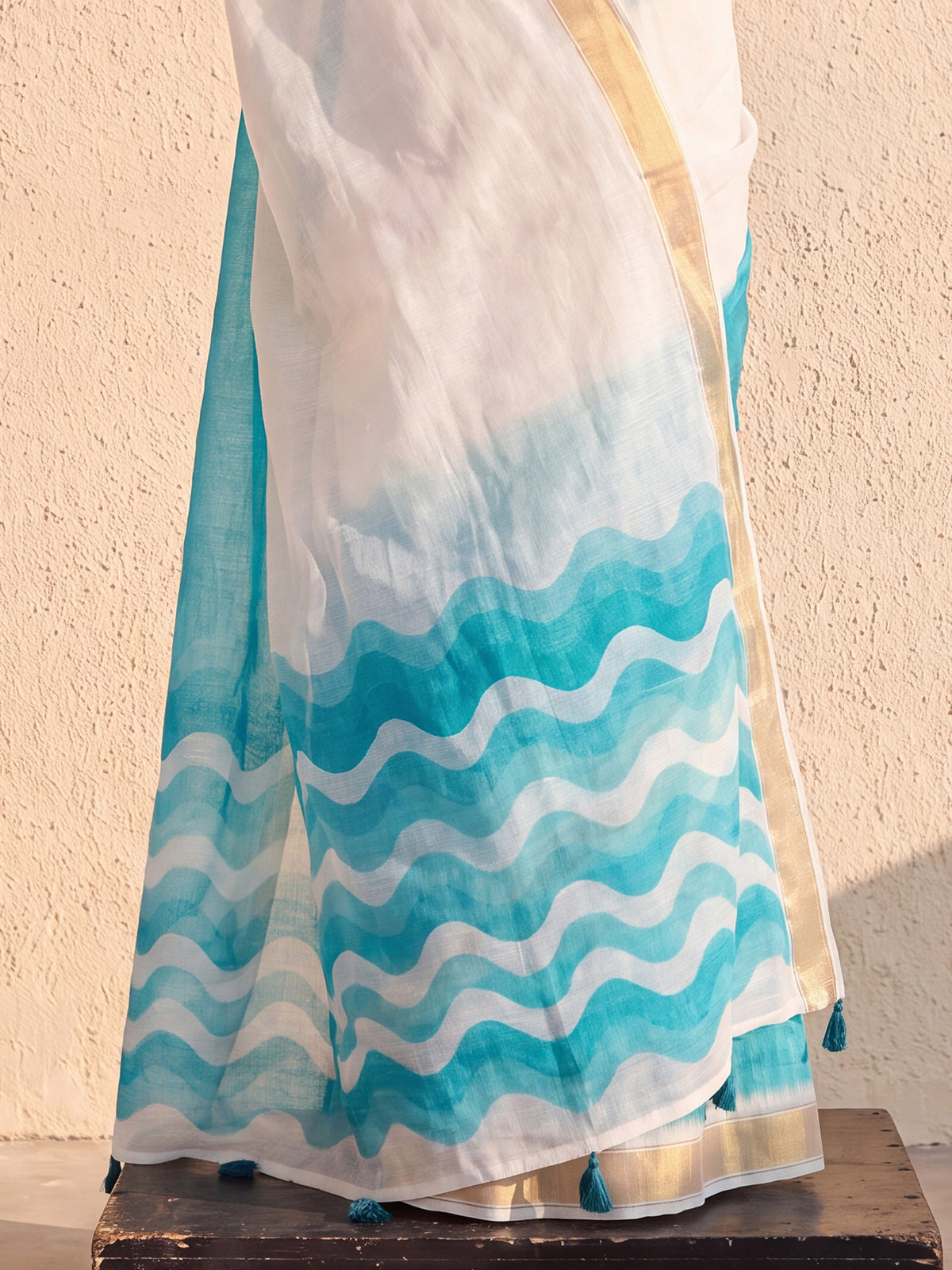 Light Blue Linen saree – detail view 5