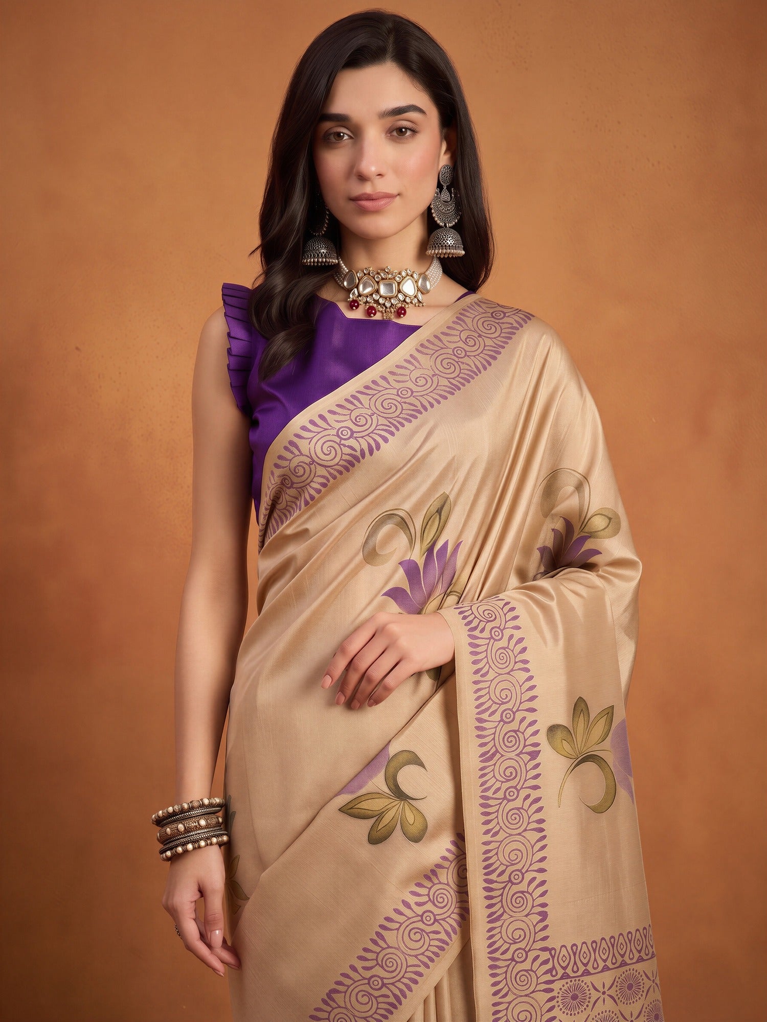 Beige Silk Blend saree – detail view 4