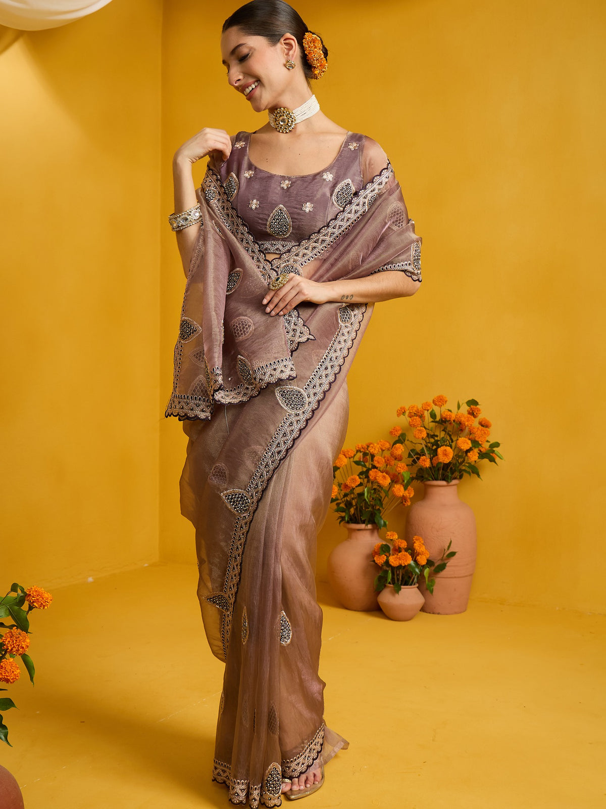 Rose Gold Organza saree – detail view 2