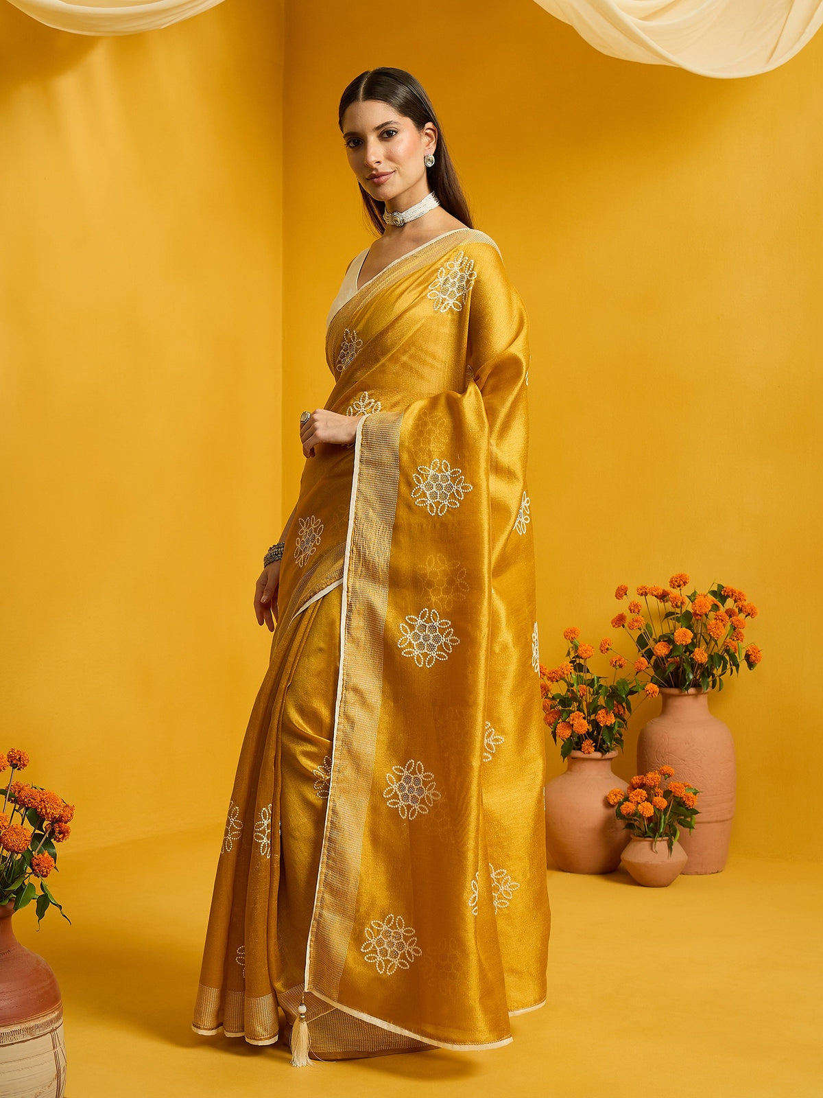 Mustard Cotton Blend saree – detail view 1