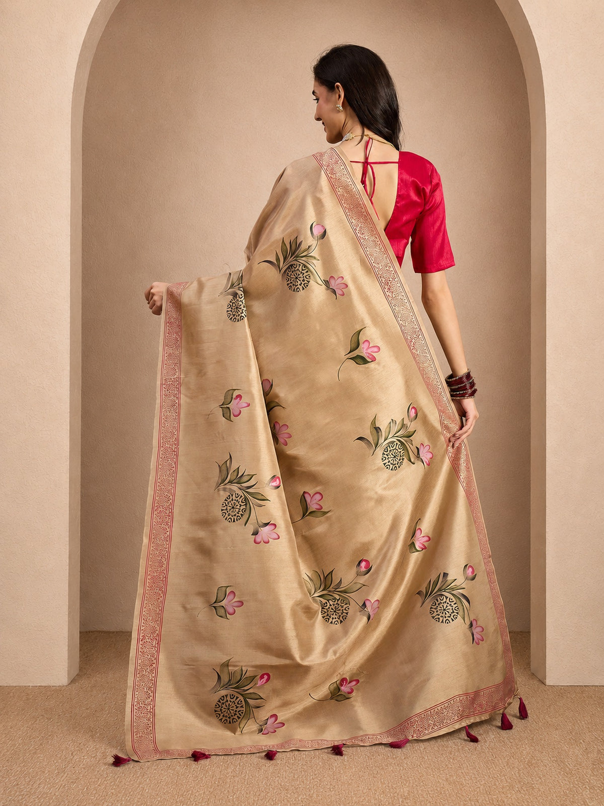 Beige Silk Blend saree – detail view 1