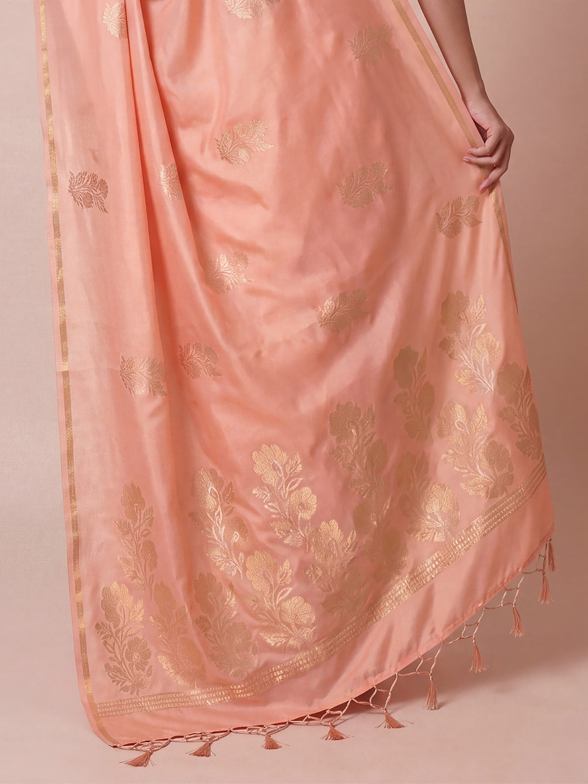 Peach Pure Silk saree – detail view 5