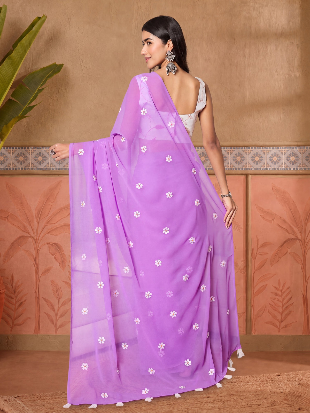 Lavender Georgette saree – detail view 3