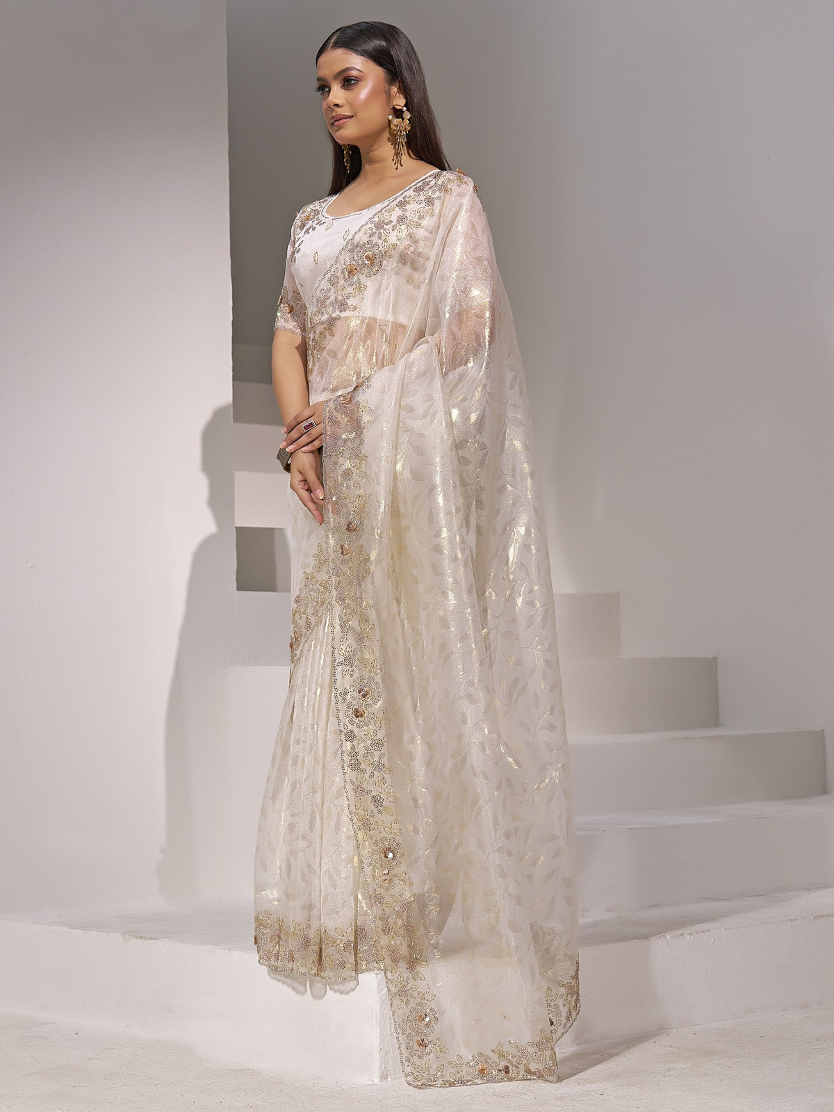 Off White organza saree view 1