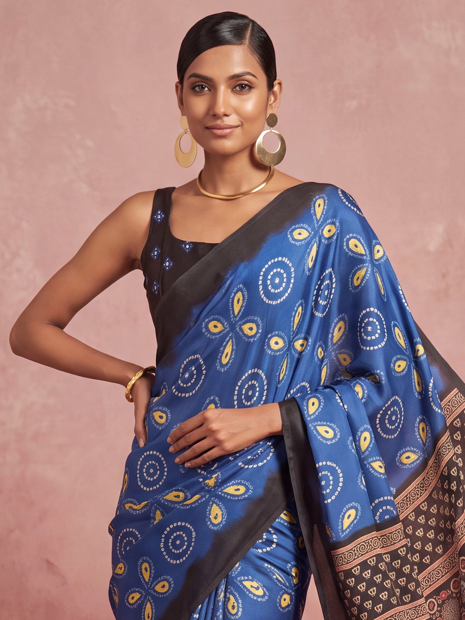 Blue Satin saree – detail view 4