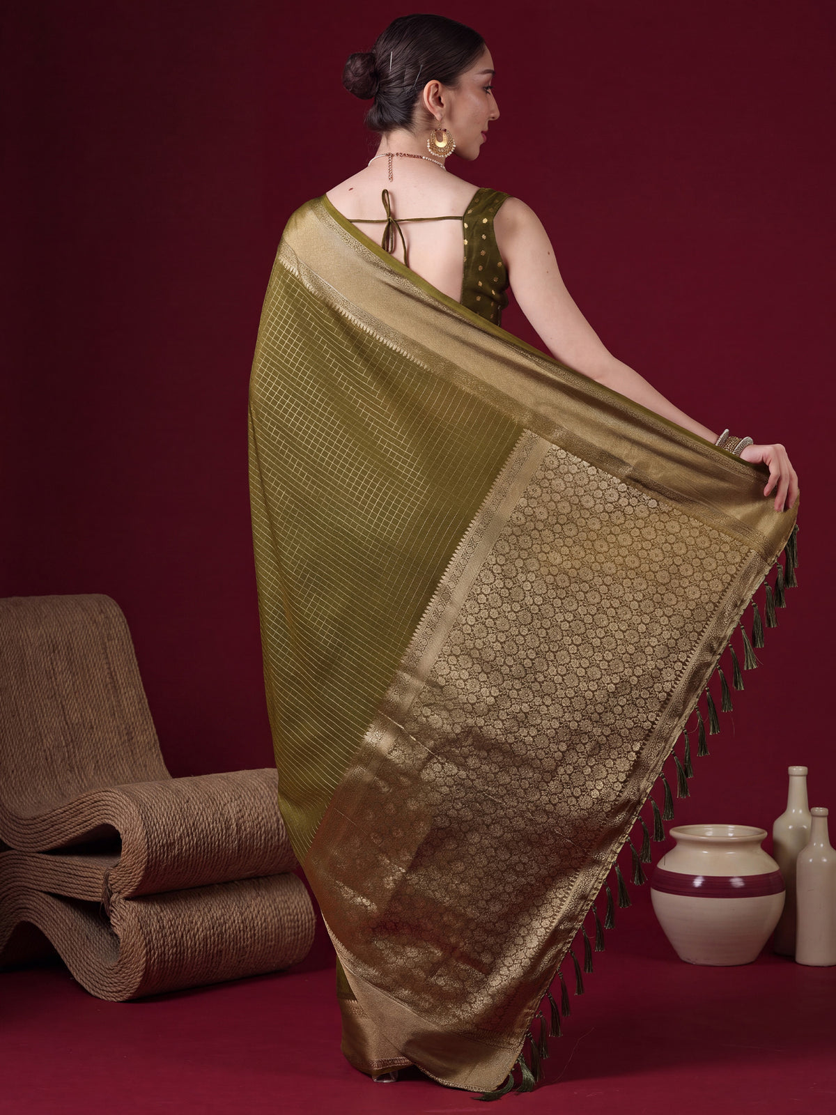 Olive Banarasi Silk saree – detail view 1