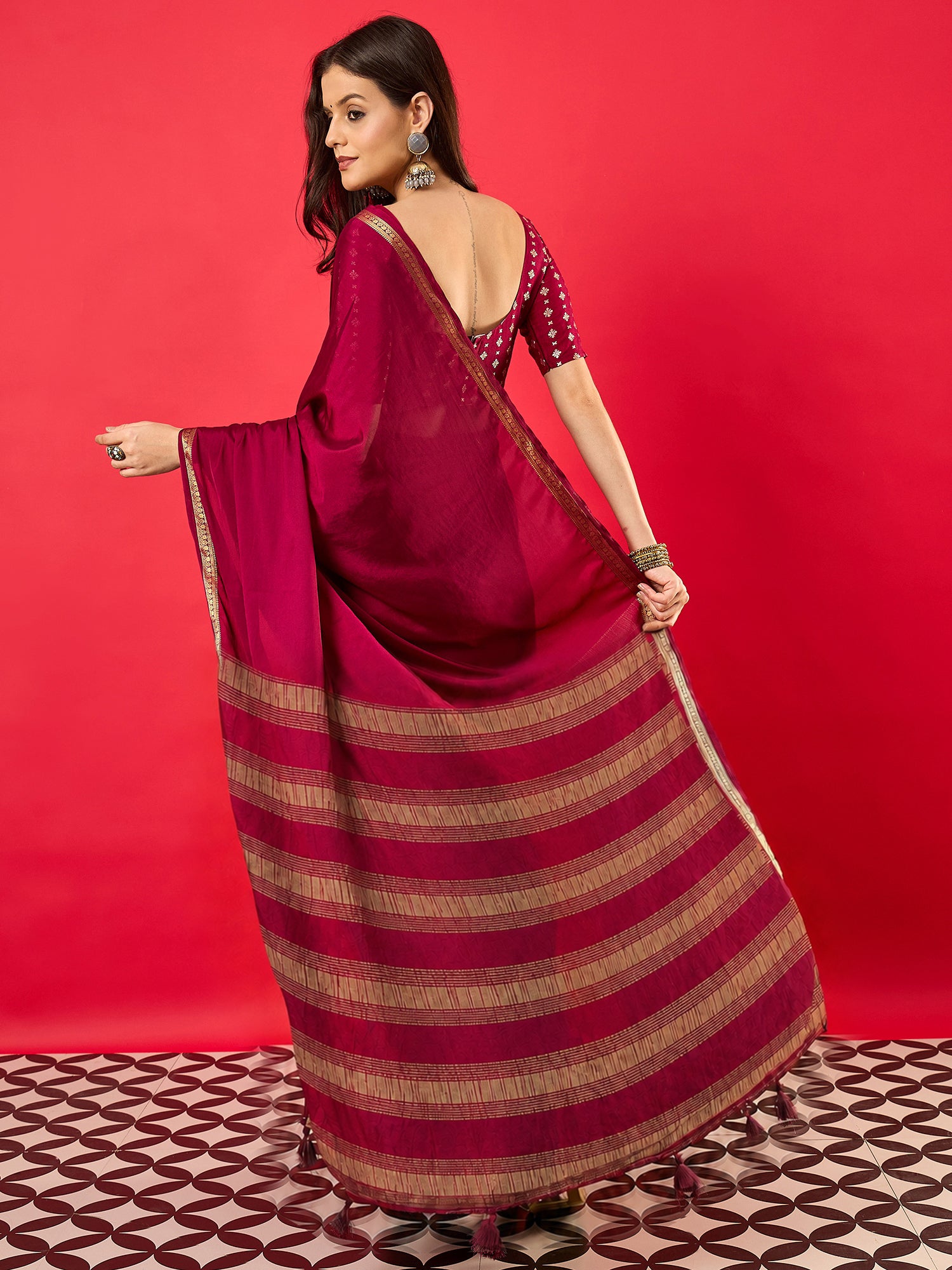 Burgundy Mysore Silk saree – detail view 1