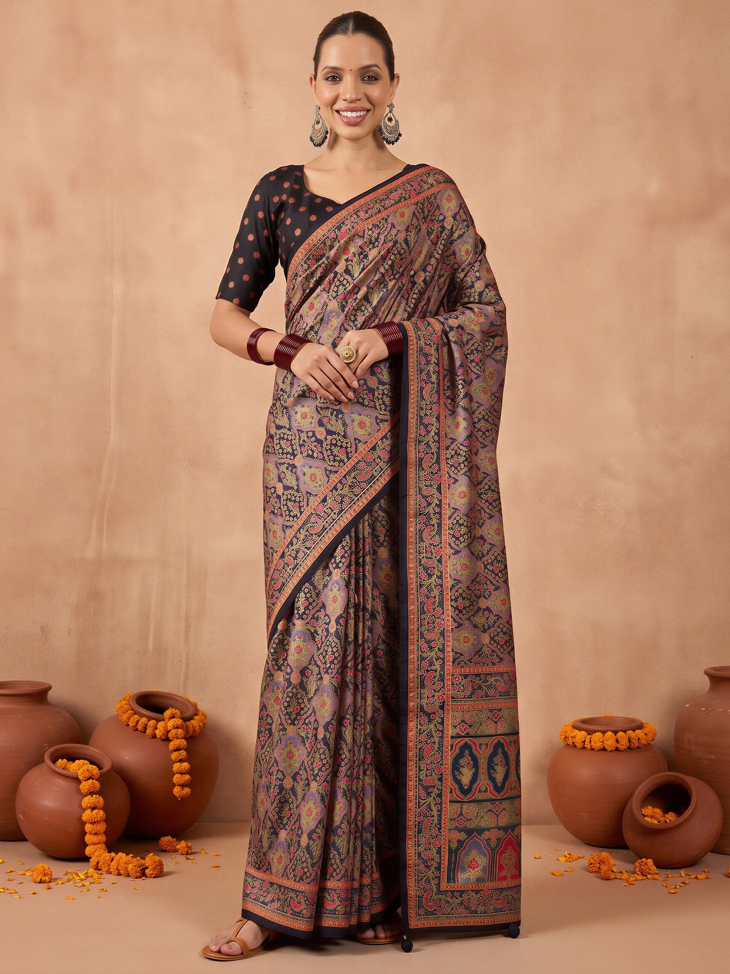 Black Silk Blend saree – detail view 3