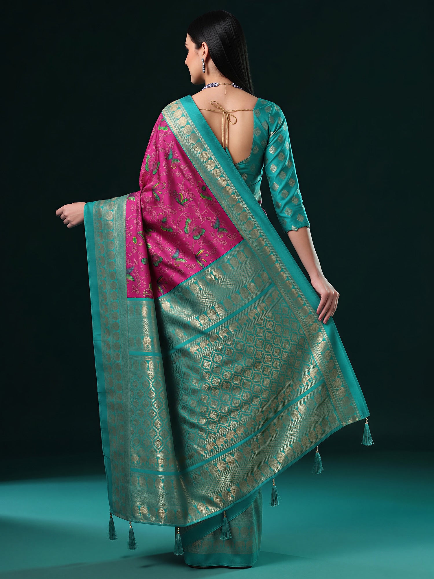 Magenta Cotton Blend saree – detail view 1