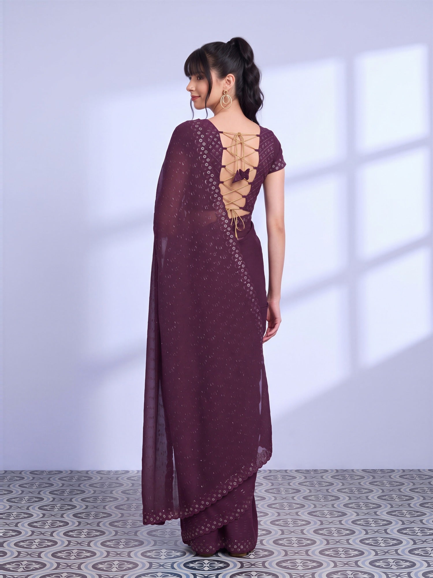 Red Tissue saree – detail view 1