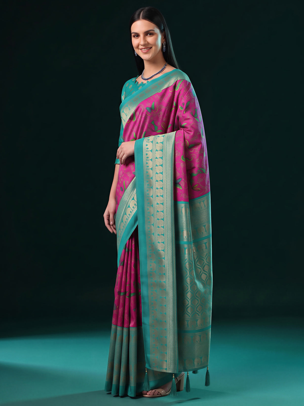 Magenta Cotton Blend saree – detail view 2