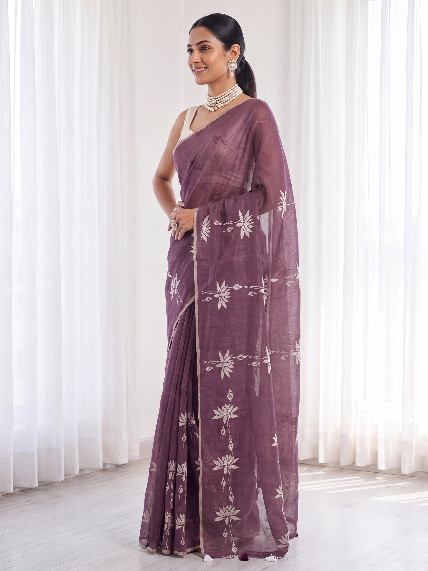 Wine Cotton Linen saree – detail view 2