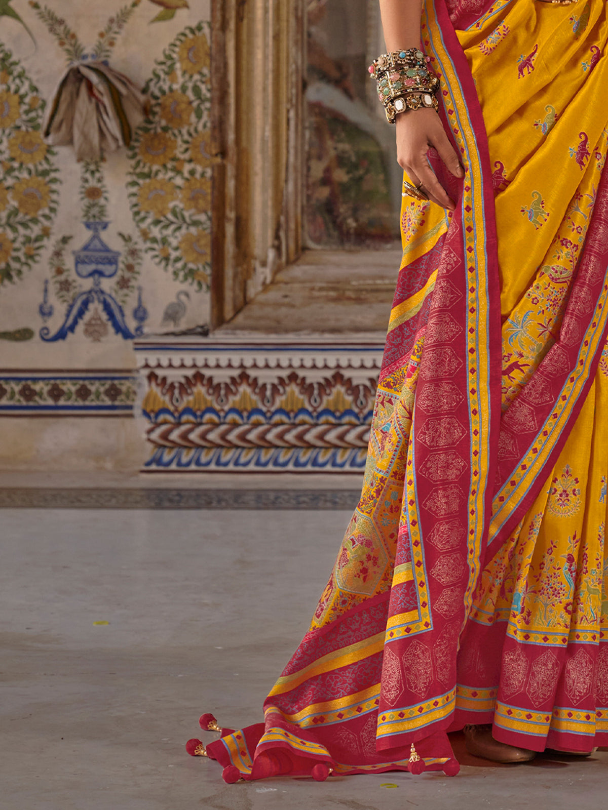 Mustard Silk Blend saree – detail view 4