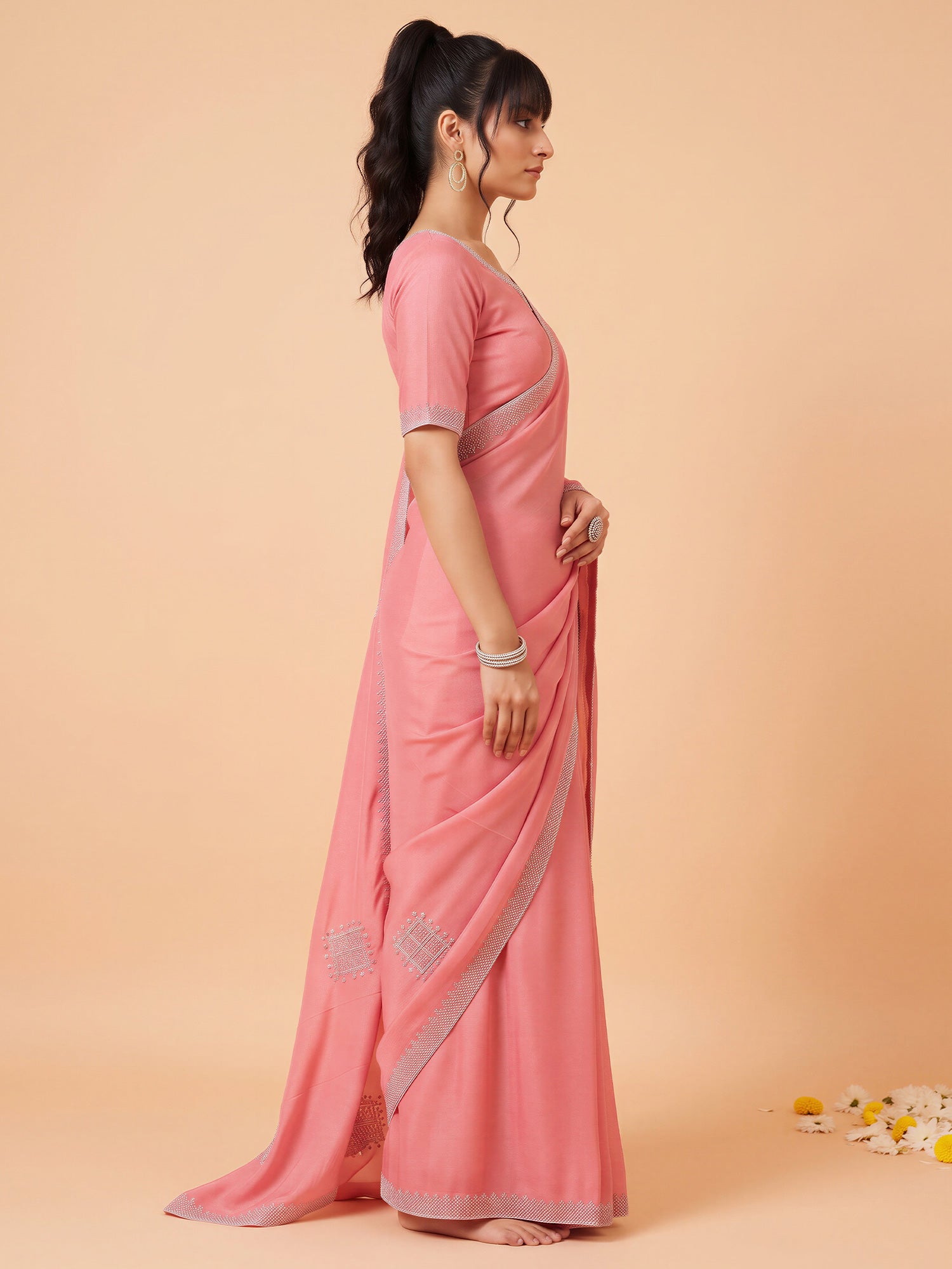 Pink Georgette saree – detail view 2