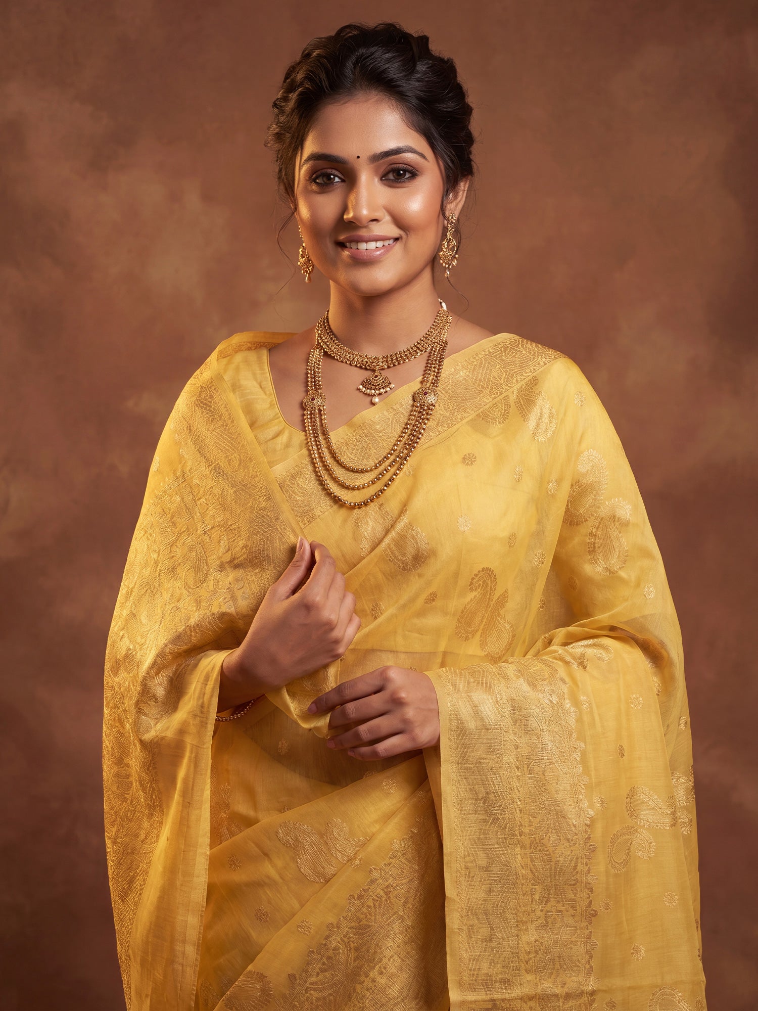 Yellow Silk Blend saree – detail view 3