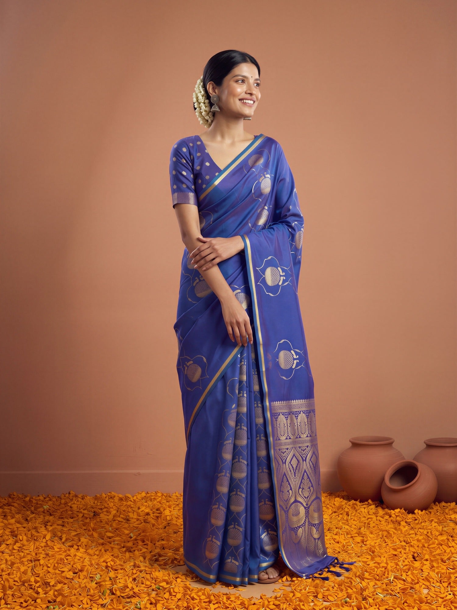 Blue Satin saree – detail view 3