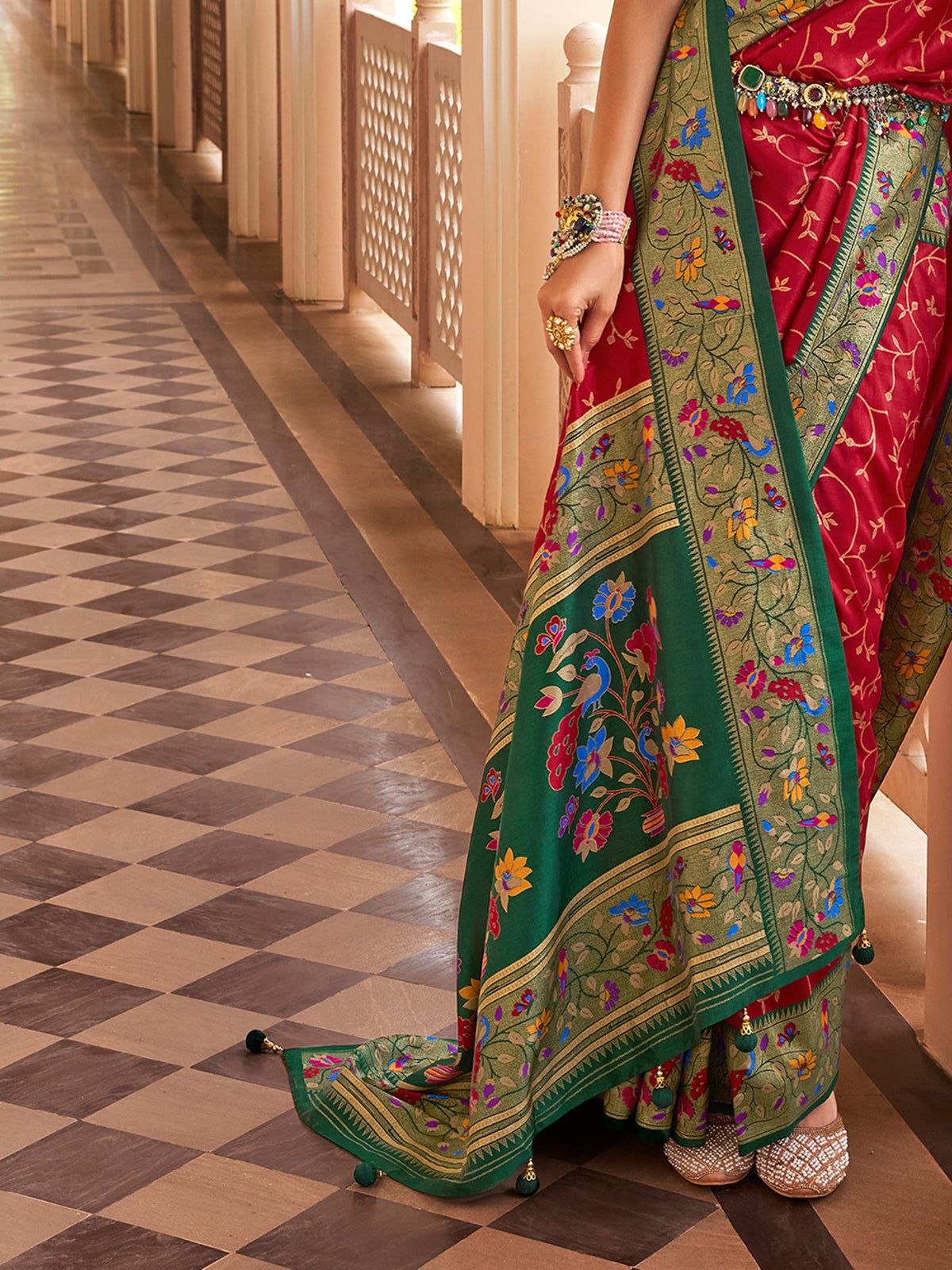 Red Silk Blend saree – detail view 4