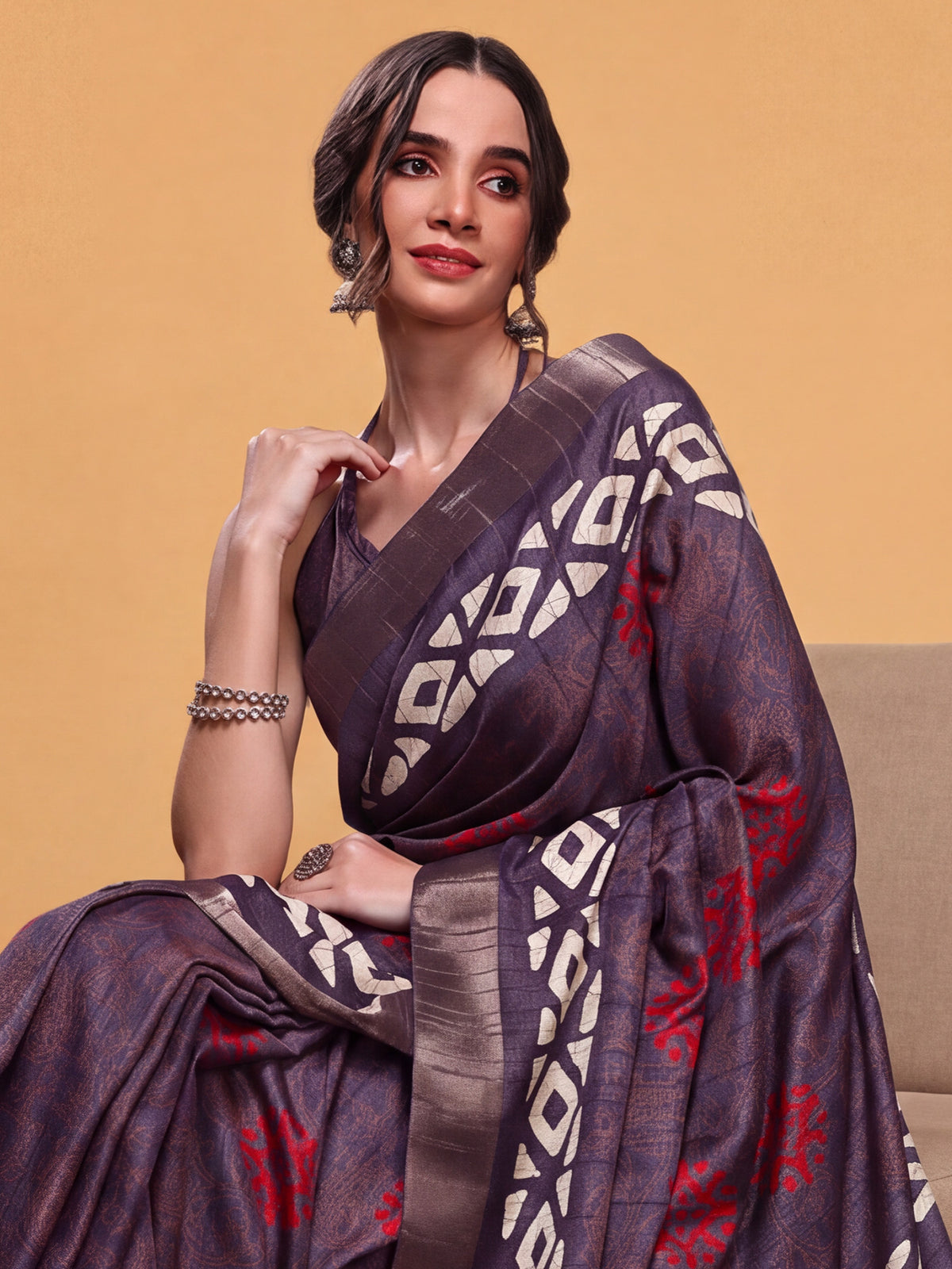 Violet Silk Blend saree – detail view 4