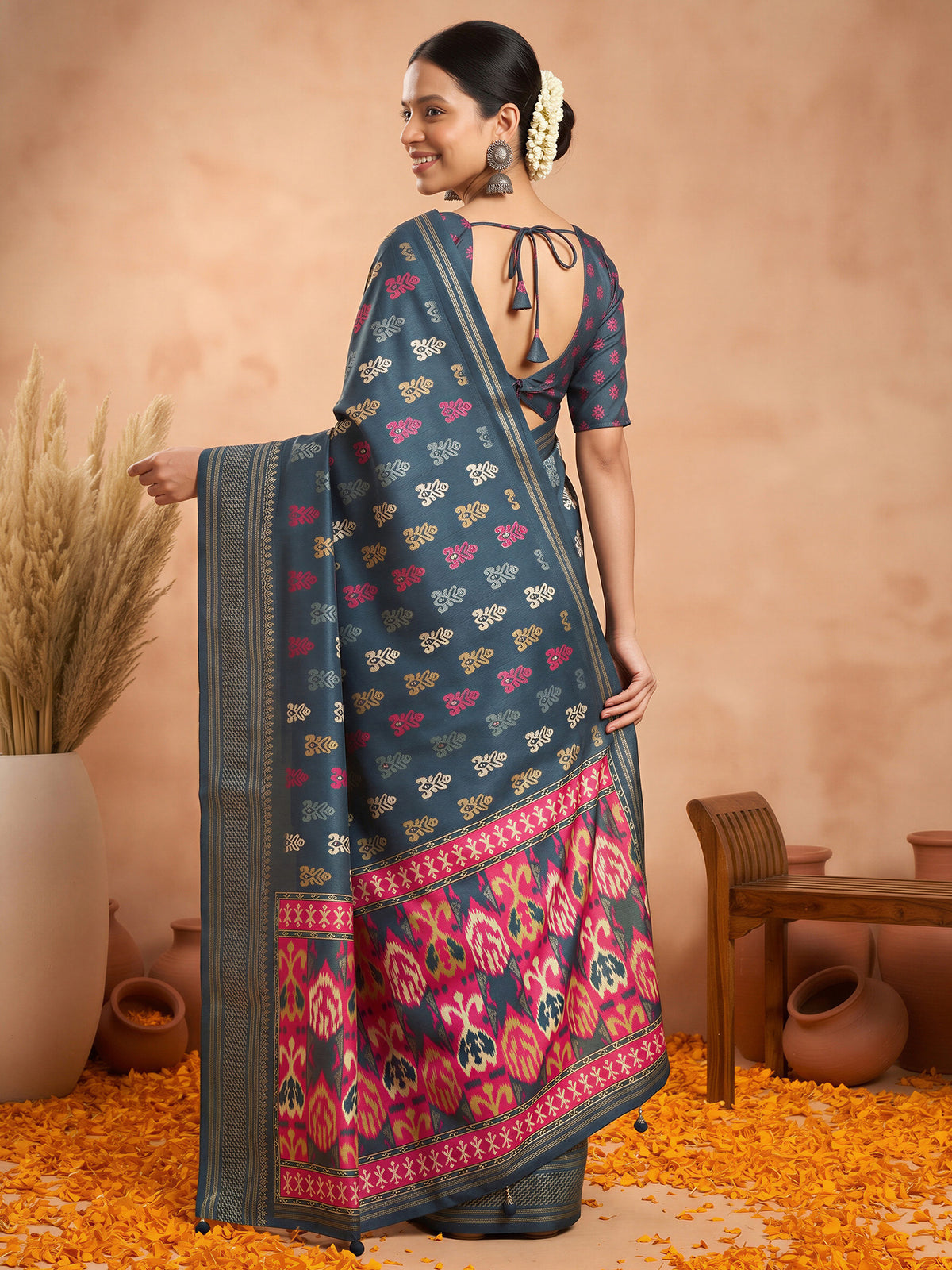 Teal Blue Silk Blend saree – detail view 1