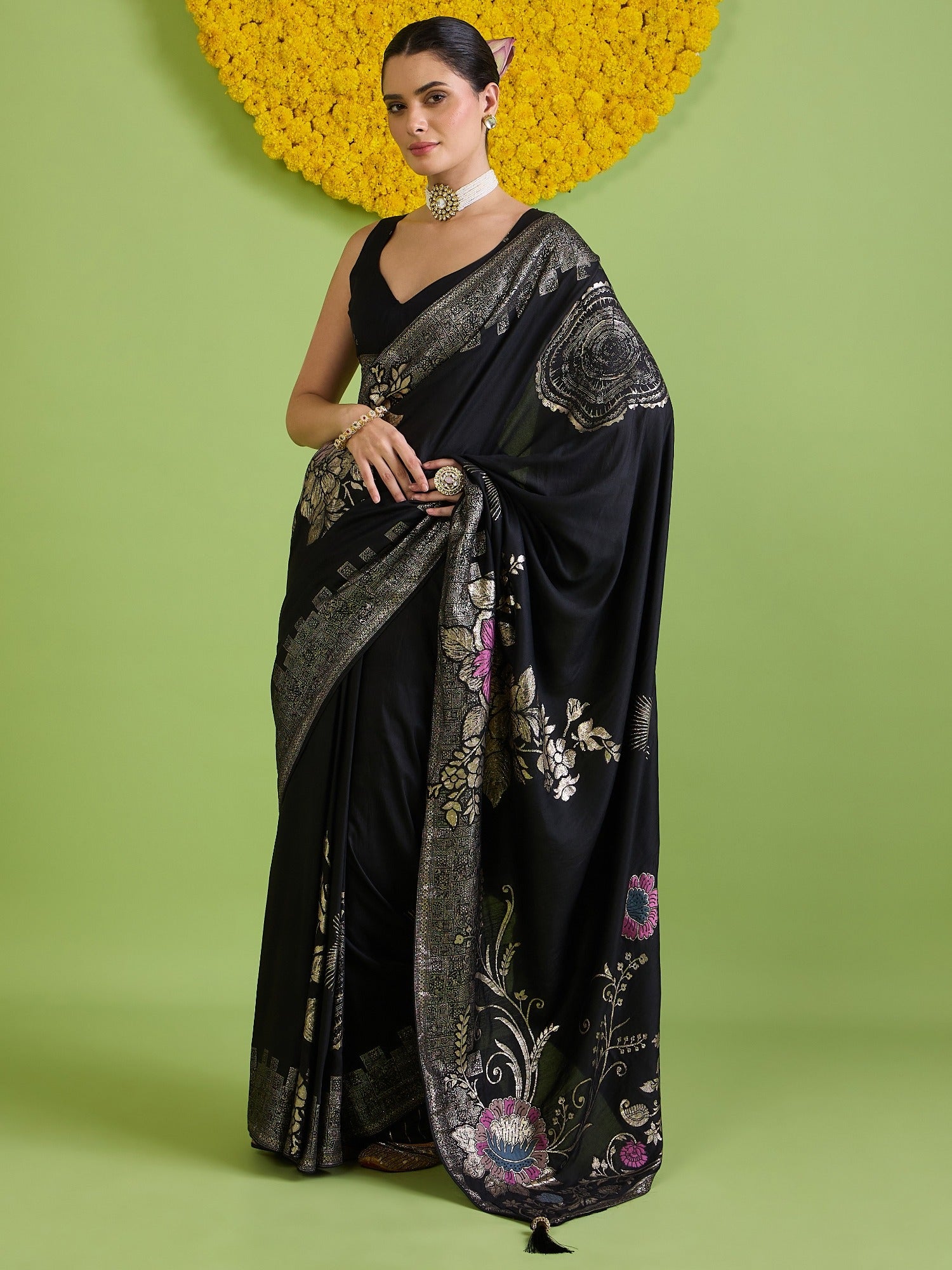 Black Silk Blend saree – detail view 1