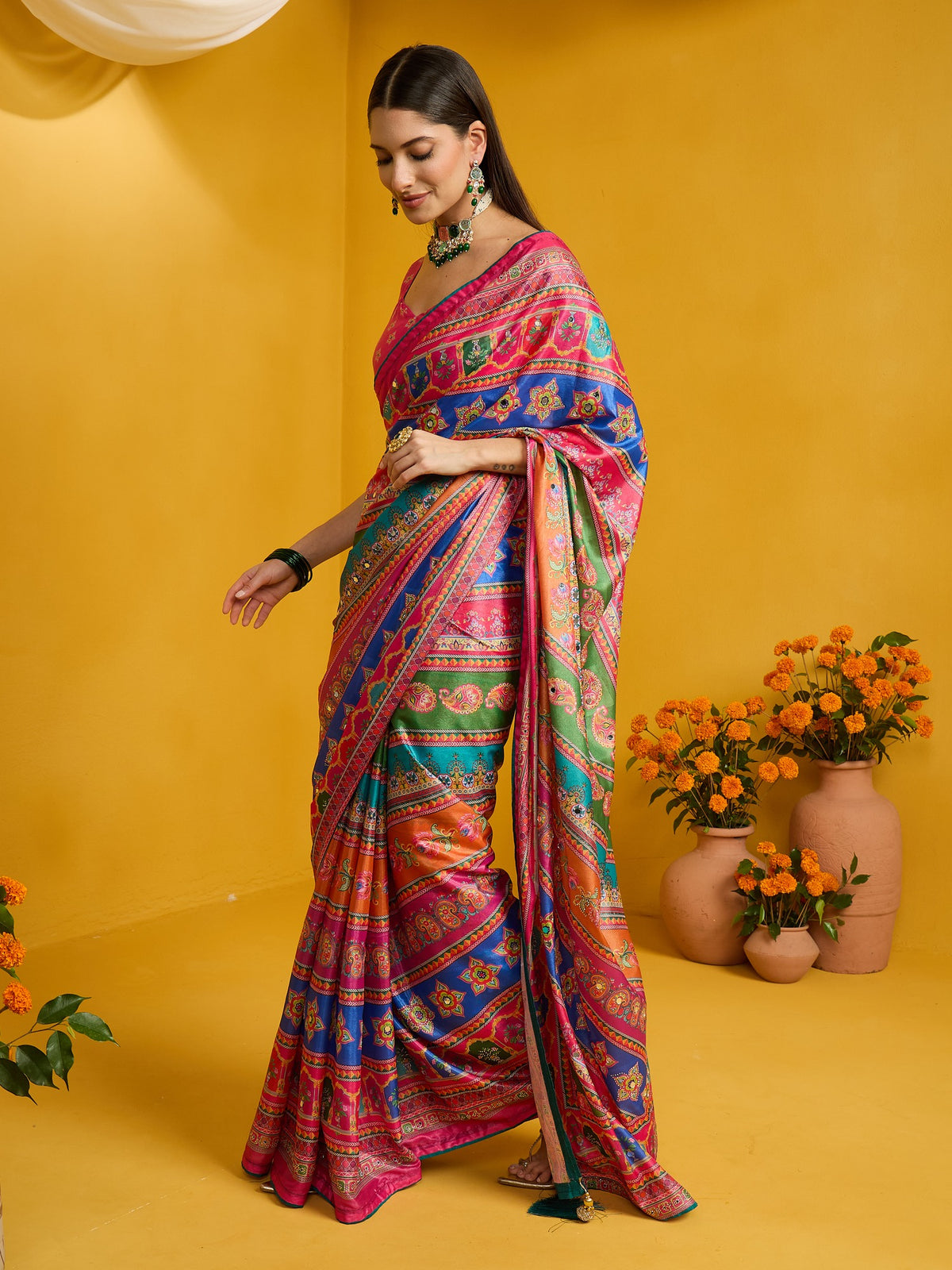 Pink Silk Blend saree – detail view 1
