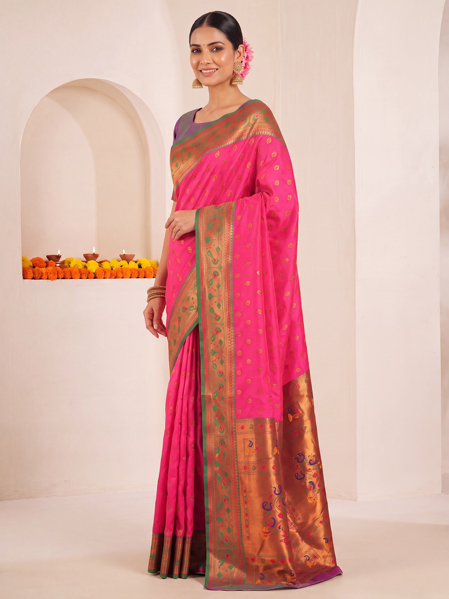 Pink Soft Silk saree – detail view 2