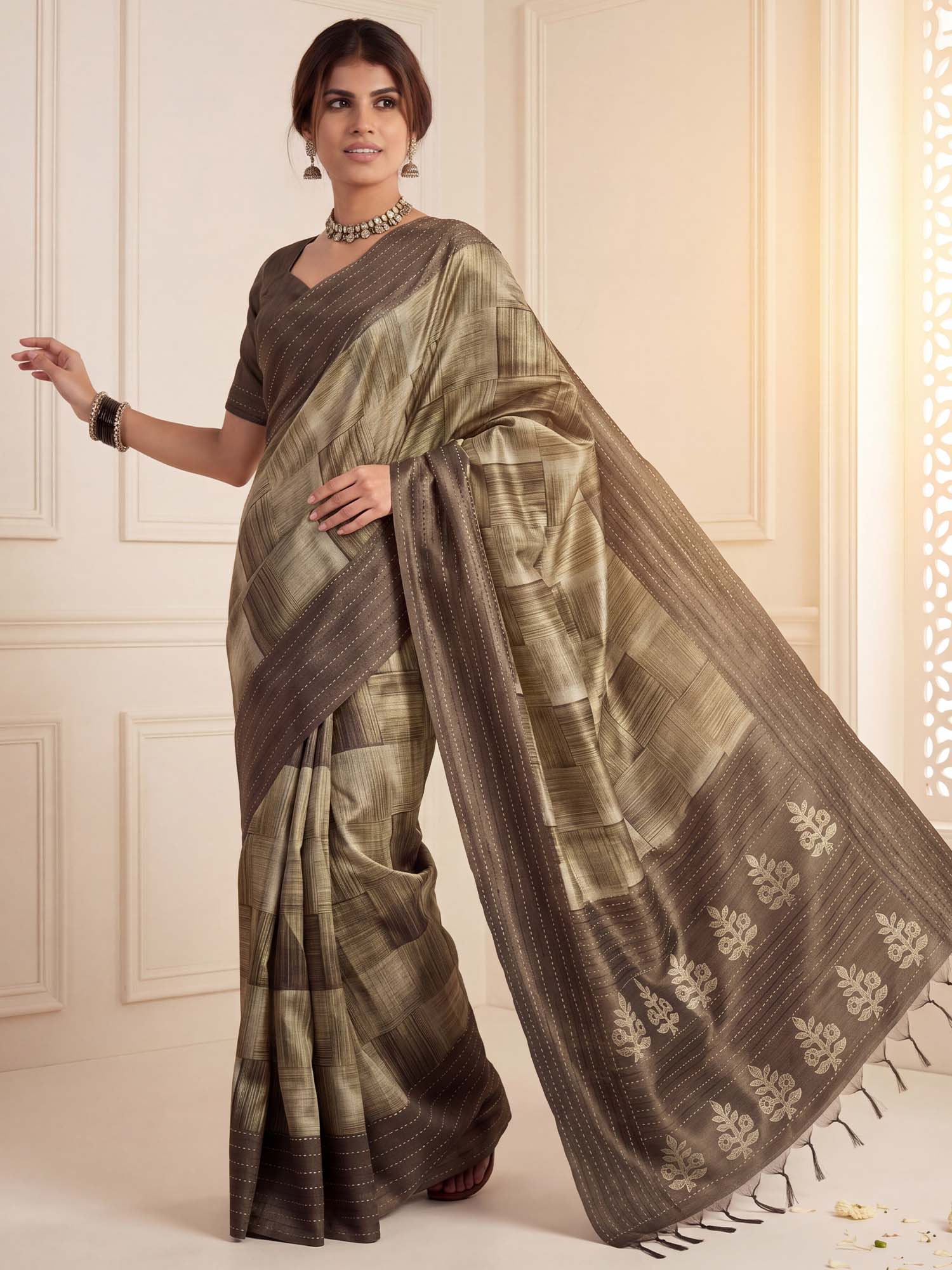 Olive Cotton Silk saree – detail view 3