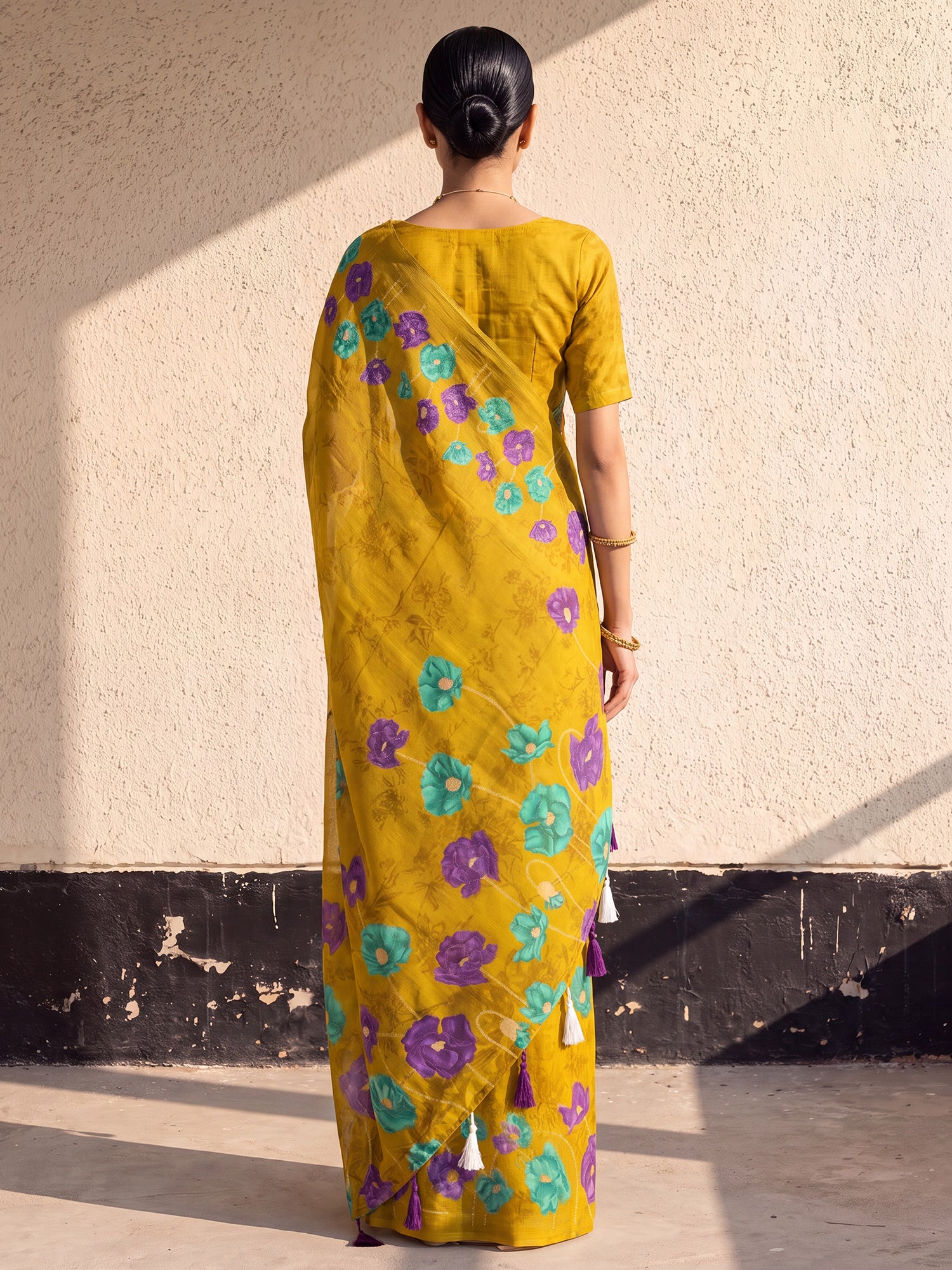 Mustard Cotton saree – detail view 1