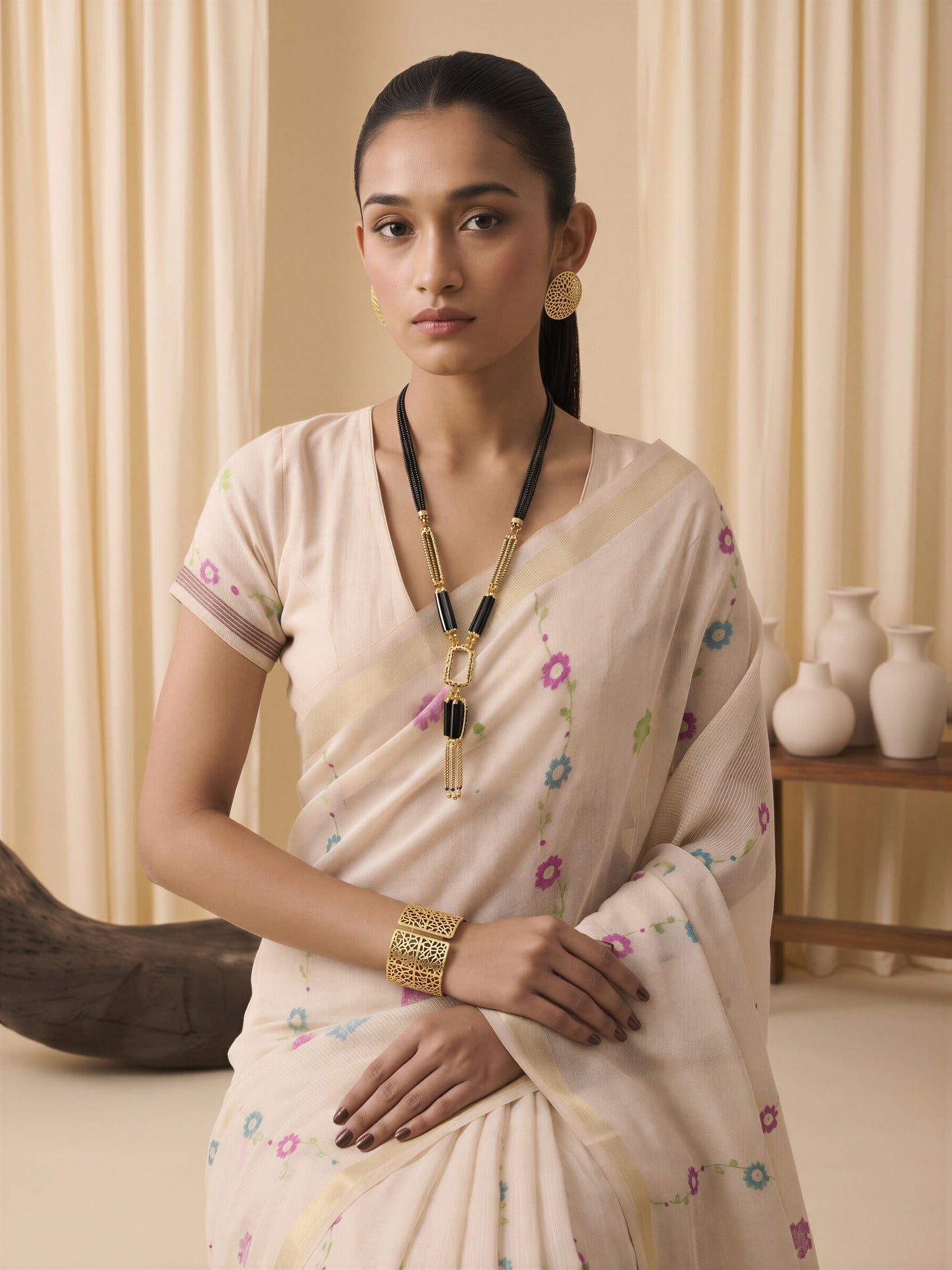 Off White Cotton Blend saree – detail view 4