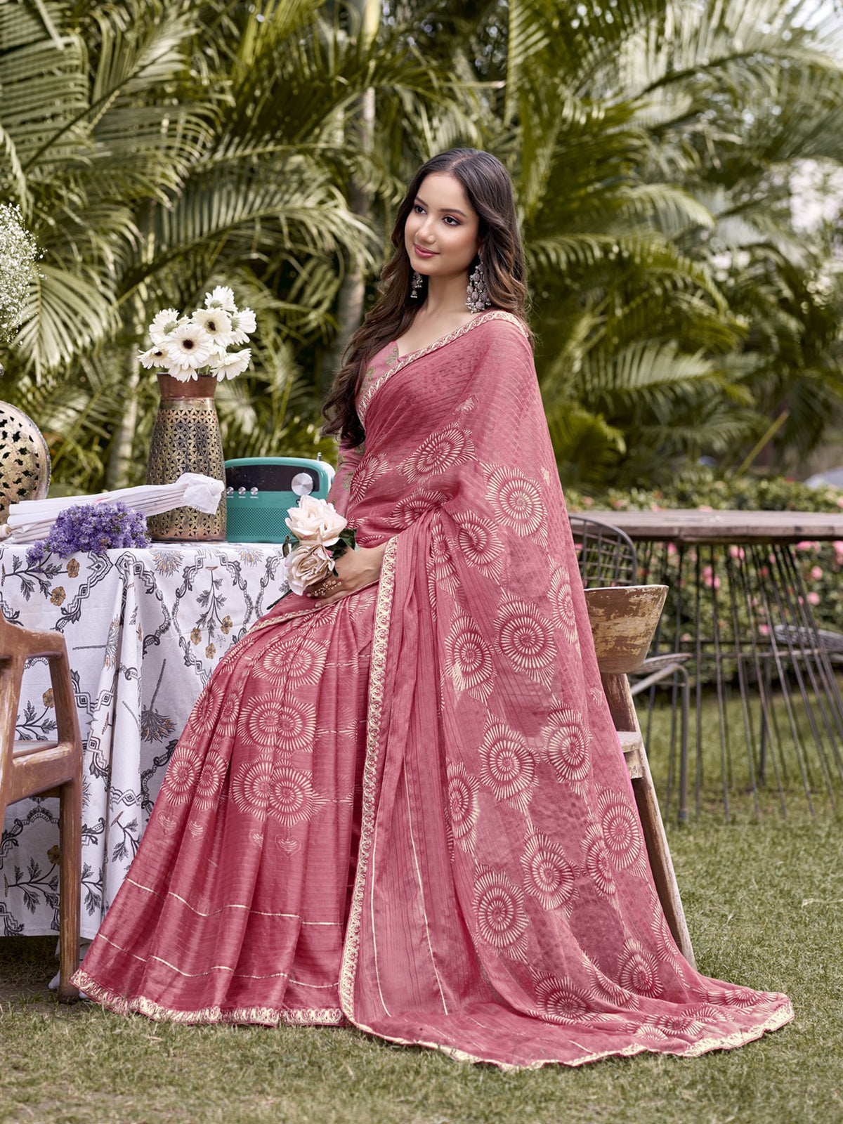 Peach Chiffon saree – detail view 2