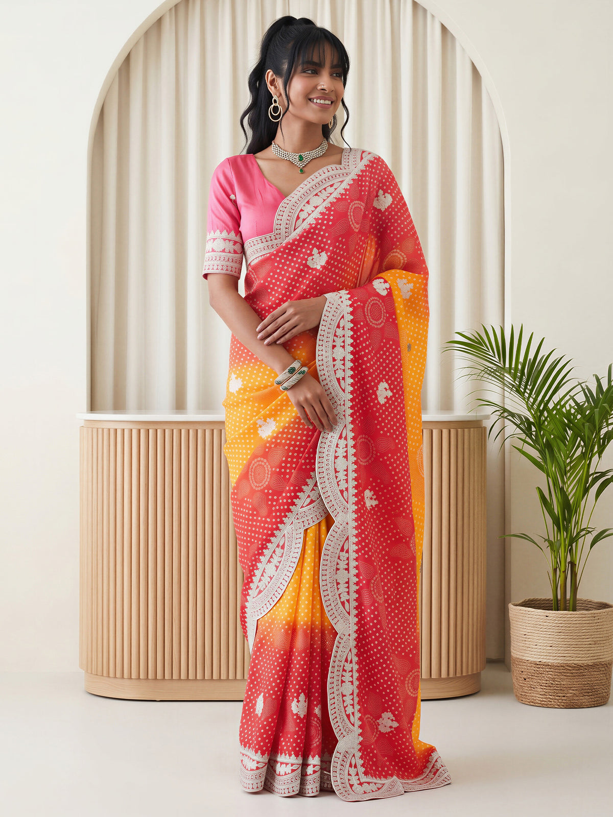 Red Chinnon saree – detail view 2