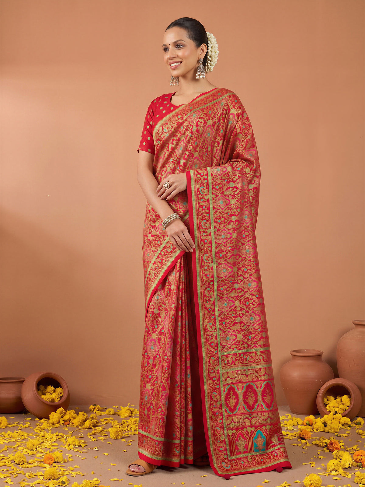 Red Silk Blend saree – detail view 3