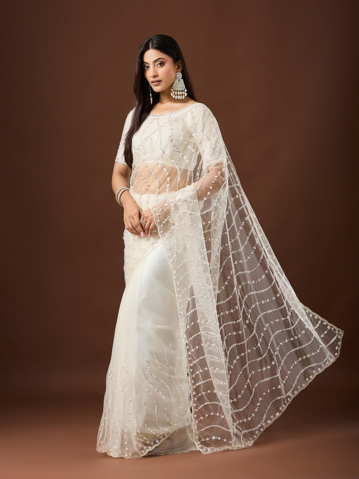 White Net saree – detail view 3